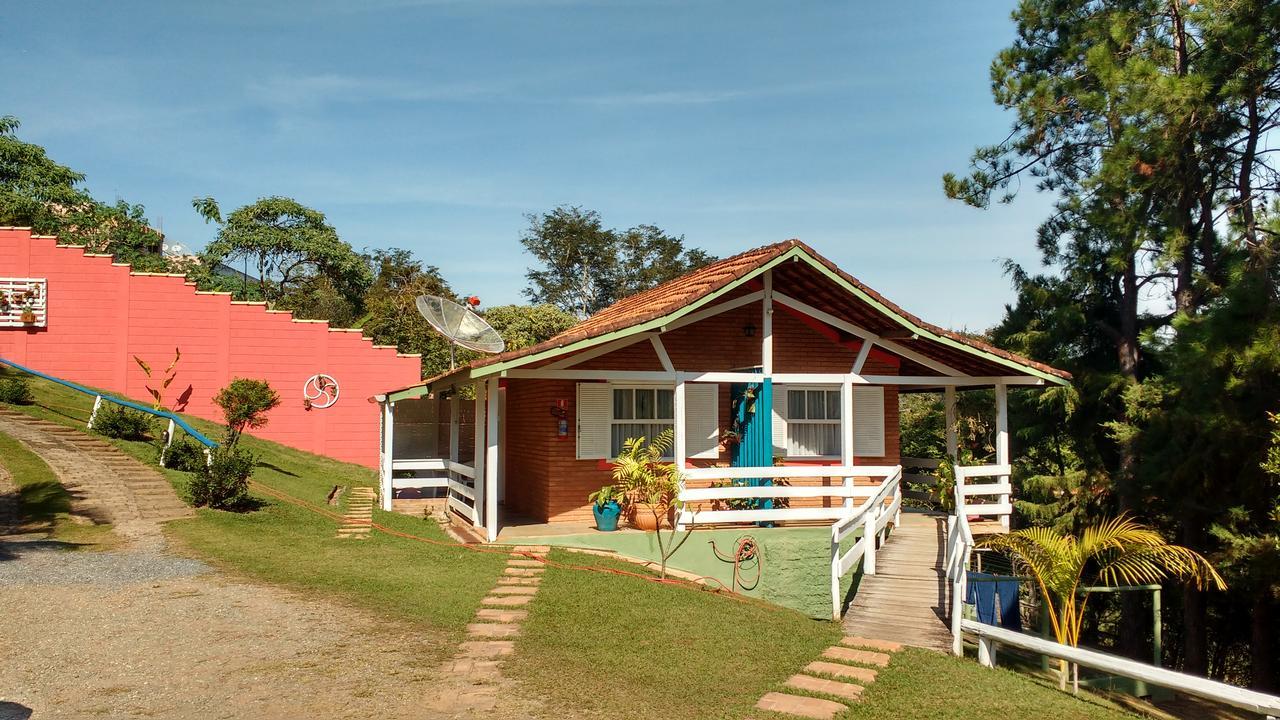 Pousada Recanto Das Girafas Cunha Bagian luar foto
